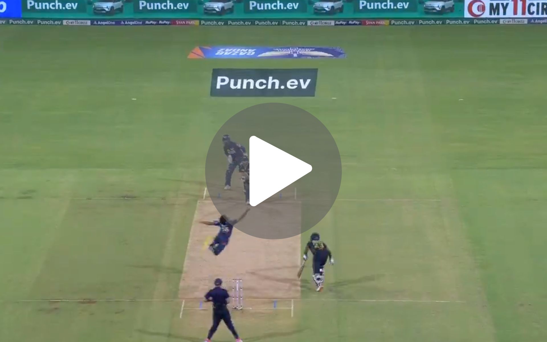 [Watch] Ravi Bishnoi's Insane 'Superman' Catch Sends Williamson Back To The Hut